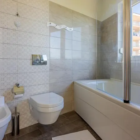Deluxe With Sea View