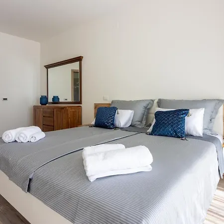 Deluxe With Sea View *